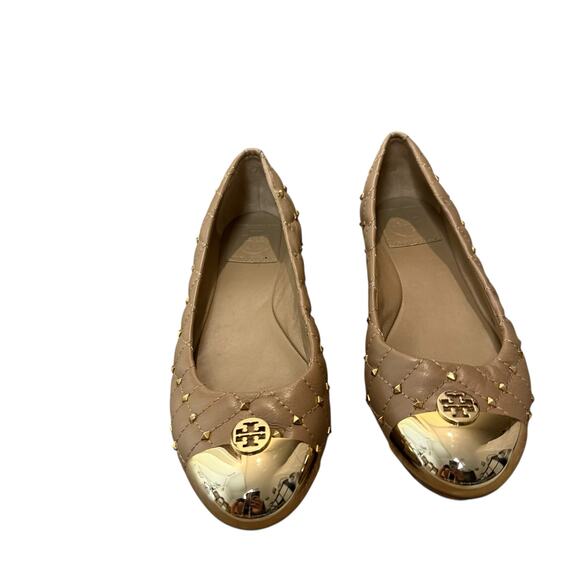 Tory Burch Kaitlin Taupe Gold Cap Toe Studded Medallion Slip On Ballet Flats 6.5 - Picture 3 of 9